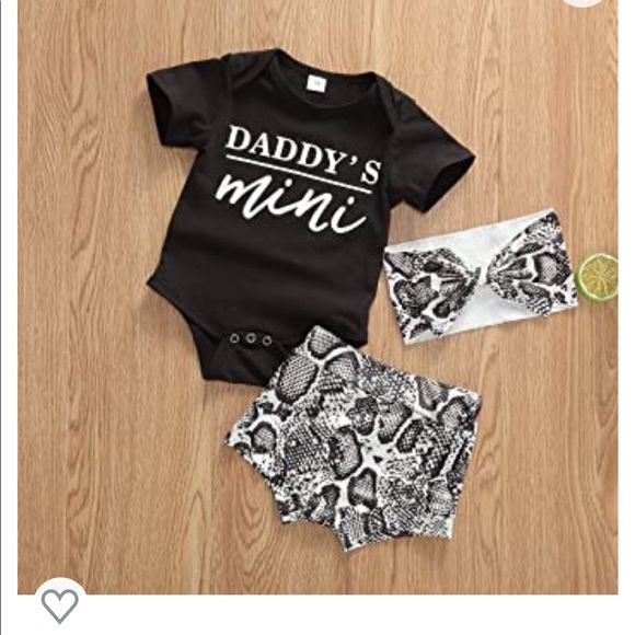 6-12 month outfit - Picture 2 of 3